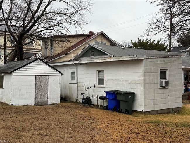 9603 Chesapeake St, House other with 3 bedrooms, 2 bathrooms and null parking in Norfolk VA | Image 9