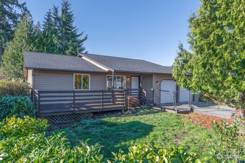 155 Greystone Road, Kalama, WA, 98625 | Card Image