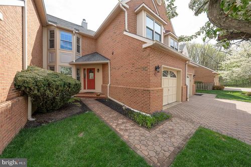 125 Springton Mews Cir, MEDIA, PA, 19063-1070 | Card Image