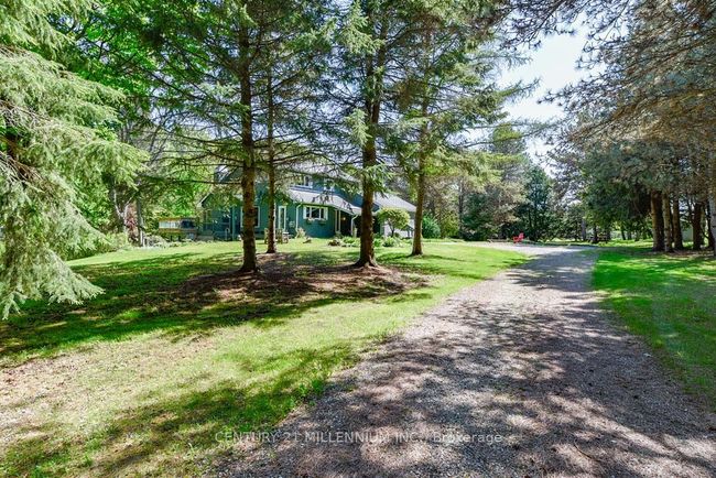 248504 5 Sideroad, House other with 3 bedrooms, 3 bathrooms and 18 parking in Mono ON | Image 9