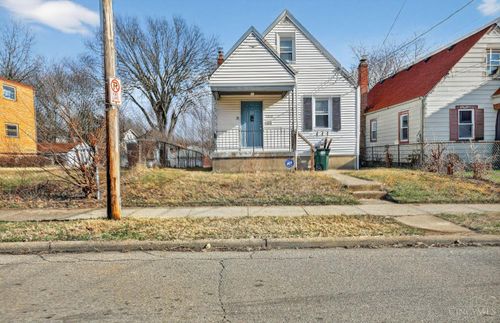 6822 Betts Ave, North College Hill, OH, 45239-4833 | Card Image