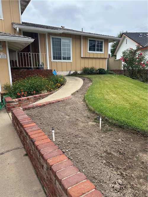 1222 244th St, Harbor City, CA, 90710-1803 | Card Image