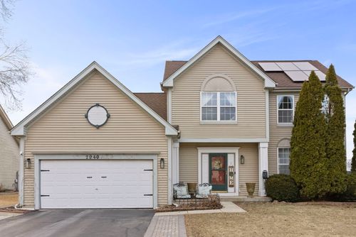 2940 Arbor Ln, Aurora, IL, 60502-8636 | Card Image