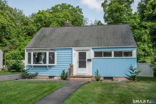 71 Tremper Dr, Wallingford, CT, 06492-4823 | Card Image