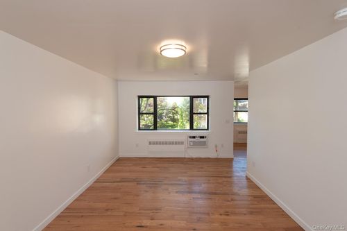 3a-671 Bronx River Rd, Yonkers, NY, 10704-1706 | Card Image