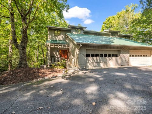 123 Mountain Village Blvd, Lake Lure, NC, 28746-9252 | Card Image