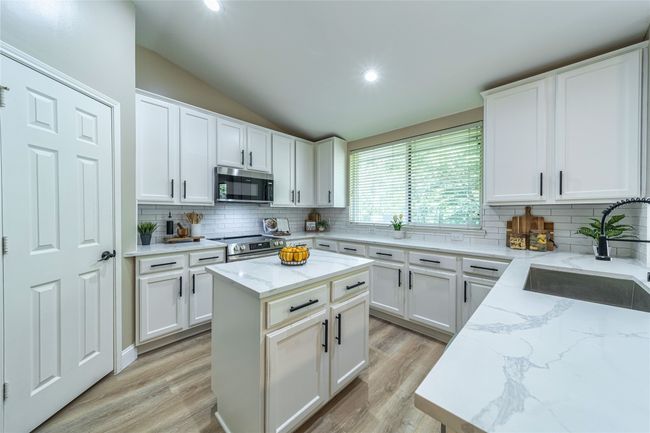 White on white kitchen with beautiful quart countertops | Image 6