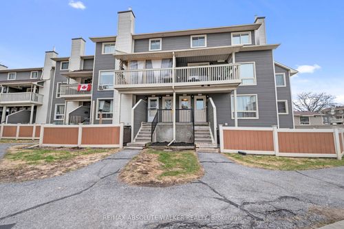 38b-782 St Andre Dr, Orléans, ON, K1C4R7 | Card Image