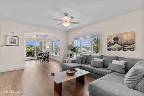 301-525 3rd St N, Jacksonville Beach, FL, 32250-7038 | Card Image