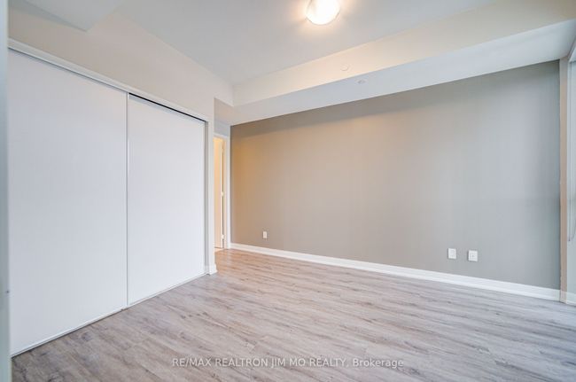 811 - 50 Ordnance St, Condo with 3 bedrooms, 2 bathrooms and 1 parking in Toronto ON | Image 26