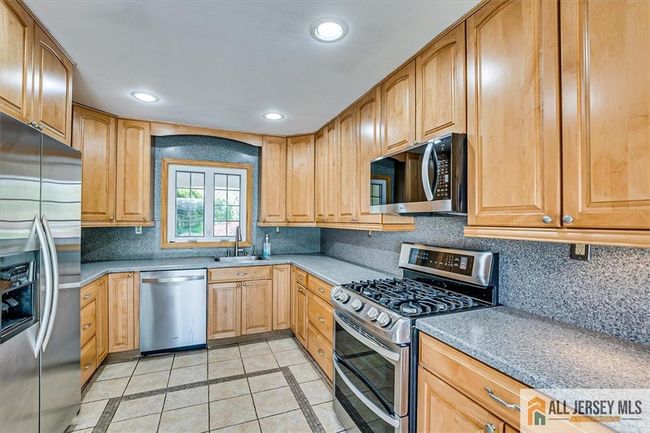 14 Clinton Dr, House other with 4 bedrooms, 2 bathrooms and null parking in Manalapan NJ | Image 21