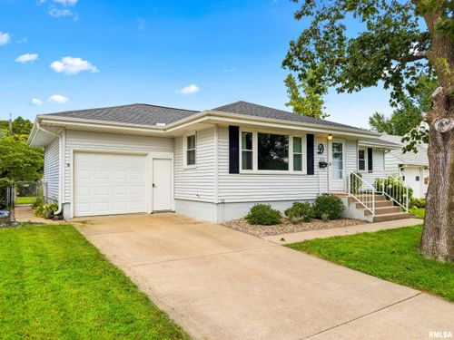 513 E Polk St, Morton, IL, 61550-1641 | Card Image