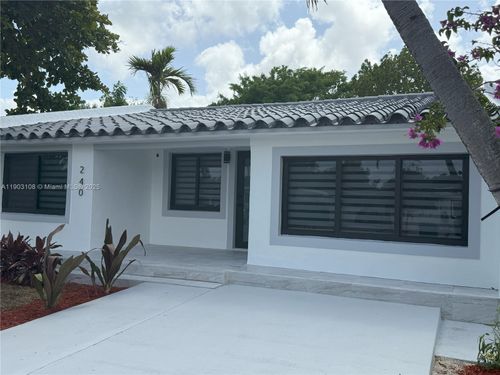 0-240 Sw 55th Ave, Coral Gables, FL, 33134-1006 | Card Image