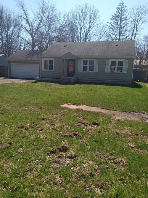 229 W High Street, Bangor, MI, 49013 | Card Image