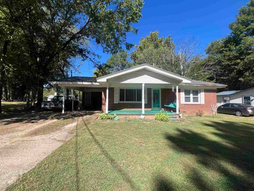 123 N Magnolia St, Adamsville, TN, 38310-1847 | Card Image