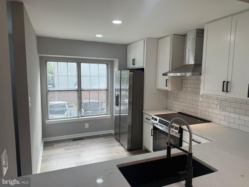 221-12005 Crimson Ln, SILVER SPRING, MD, 20904-1950 | Card Image