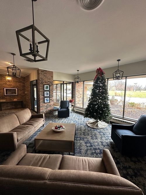 apt-108-301 Lake Hinsdale Dr, Willowbrook, IL, 60527-2238 | Card Image