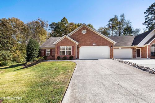 3401 Brookmoor Ln, Knoxville, TN, 37920-7320 | Card Image