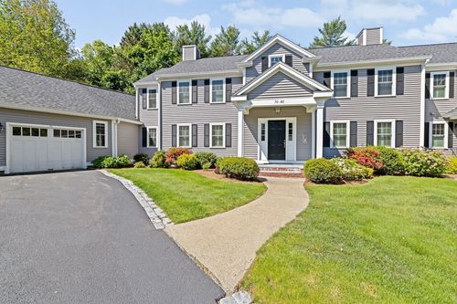 70-70 Humphreys Ln, Duxbury, MA, 02332-4846 | Card Image