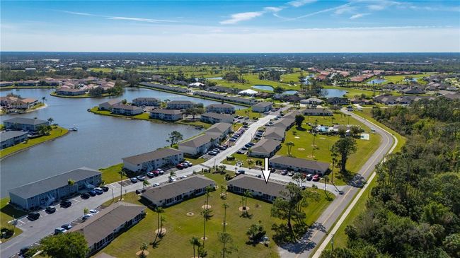 APT-1902 - 12538 Sw Kingsway Cir, Condo with 2 bedrooms, 2 bathrooms and null parking in LAKE SUZY FL | Image 34
