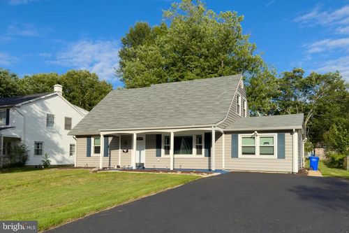 2907 Brierdale Ln, BOWIE, MD, 20715-2459 | Card Image