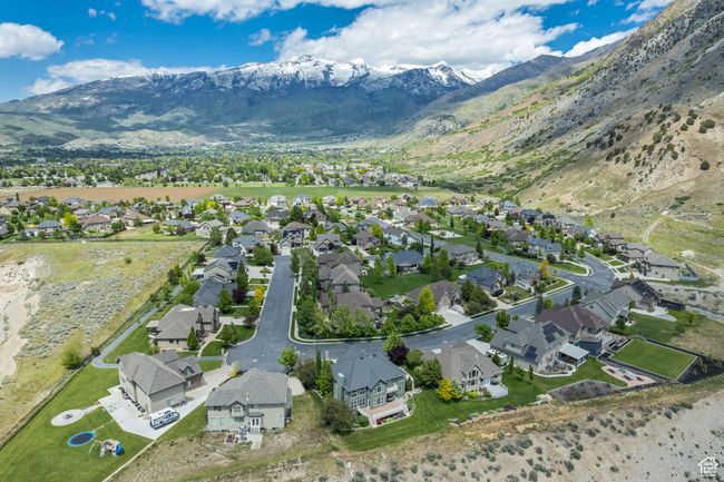 Gorgeous mountain views surround this community! | Image 51