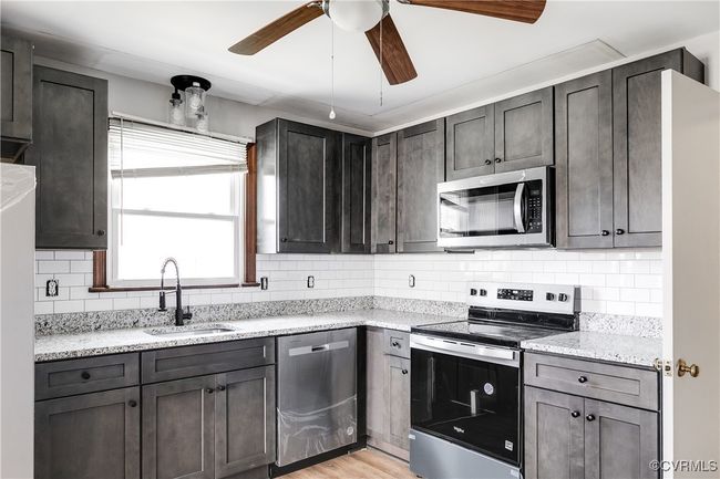 14408 Woods Edge Rd, House other with 4 bedrooms, 1 bathrooms and null parking in South Chesterfield VA | Image 12