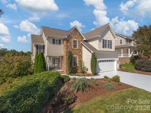 95 Driftstone Cir, Arden, NC, 28704-9140 | Card Image