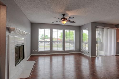 apt-122-3919 Fairmont Pkwy, Pasadena, TX, 77504-3054 | Card Image