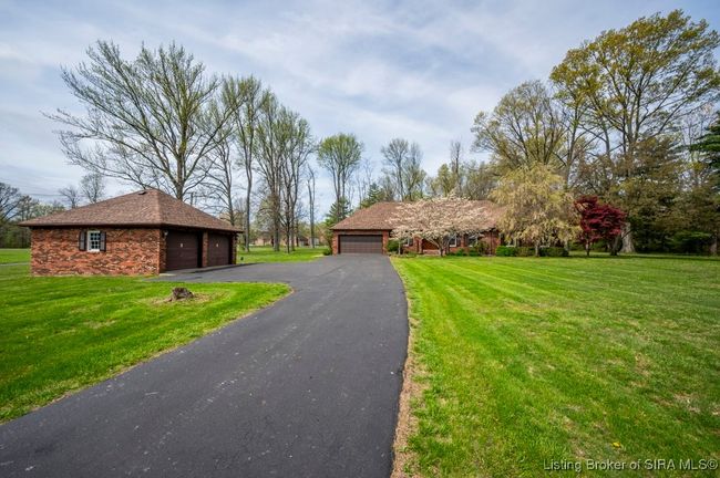 730 S Gardner St, Home with 3 bedrooms, 2 bathrooms and null parking in Scottsburg IN | Image 54