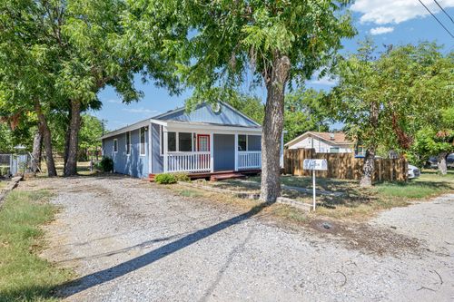1210 Elmira St, Weatherford, TX, 76086-4070 | Card Image