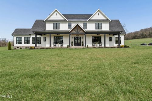 133 Wake Robin Ln, Johnson City, TN, 37601-3589 | Card Image