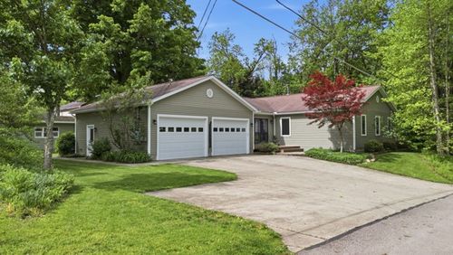 11897 Sunnyside Ave, Conneaut Lake, PA, 16316-3749 | Card Image