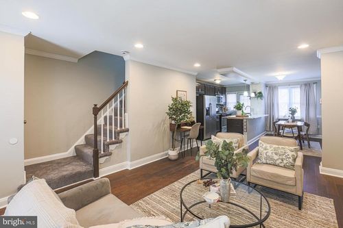 1322 Limit Ave, Idlewylde, MD, 21239-1724 | Card Image