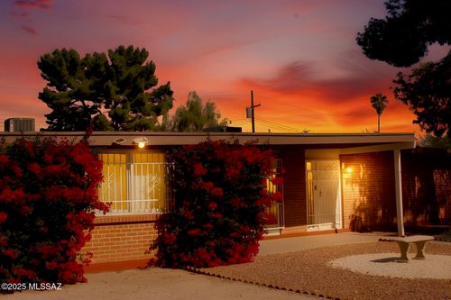 8133 E Colette Place, Tucson, AZ, 85710 | Card Image