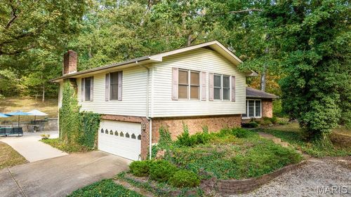 35 Castle Acres, Festus, MO, 63028-4111 | Card Image