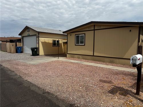561 Mead Ln, Bullhead City, AZ, 86442-5446 | Card Image