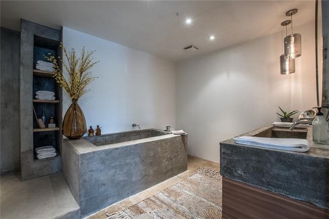 APT-206 - 901 N Upper Broadway St, Condo with 2 bedrooms, 2 bathrooms and 2 parking in Corpus Christi TX | Image 30