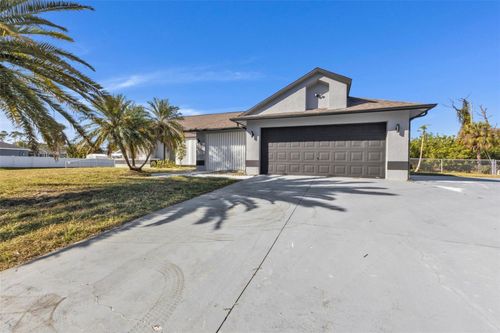2387 Tamarind St, PORT CHARLOTTE, FL, 33948-4933 | Card Image