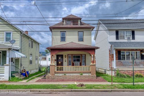44 W Grand Street, Nanticoke, PA, 18634 | Card Image