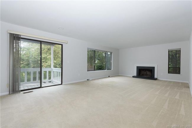 21 - 21 Hills Ln, Condo with 2 bedrooms, 2 bathrooms and null parking in Westport CT | Image 9