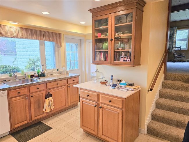 657 Kiester Rd, House other with 3 bedrooms, 2 bathrooms and 3 parking in Slippery Rock PA | Image 12