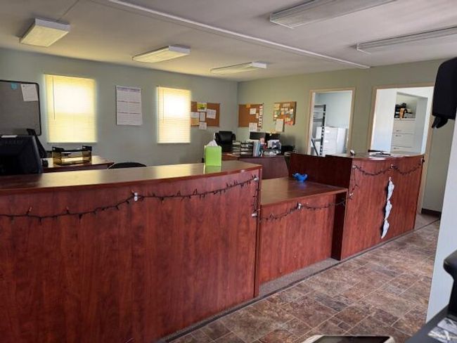 Bldg C office8 | Image 34