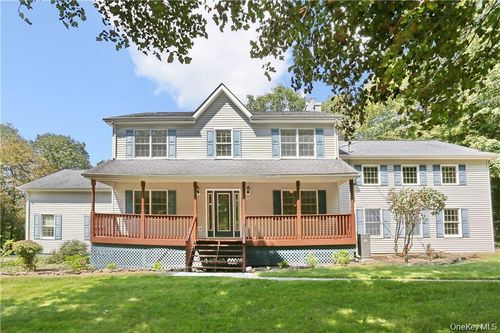 80 Old Quaker Hill Rd, Monroe, NY, 10950-1304 | Card Image