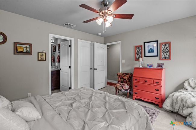 Primary bedroom | Image 22