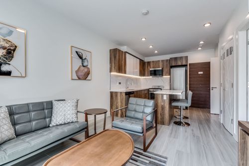 307-1168 Pendrell St, Vancouver, BC, V6E1L4 | Card Image
