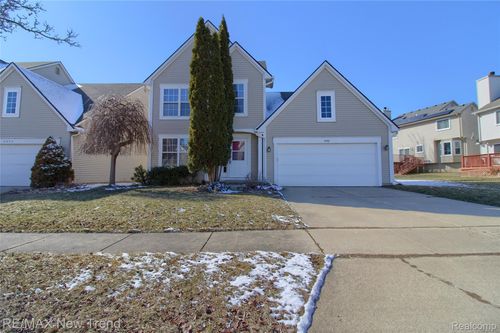 3241 Buckhorn Ct, Ann Arbor, MI, 48105-4109 | Card Image