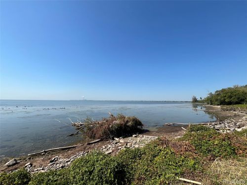 5635 Shady Ln, Newport, MI, 48166-9687 | Card Image