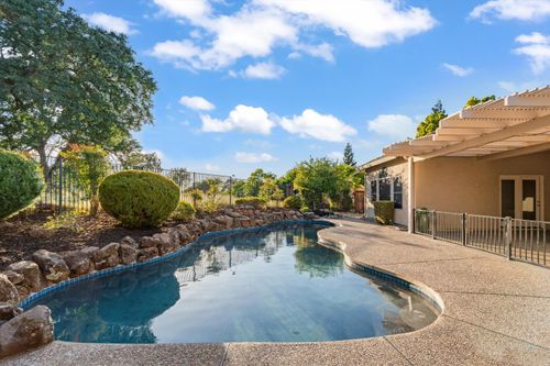 1681 Laporte Dr, Roseville, CA, 95747-5801 | Card Image