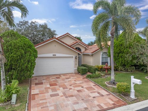 2705 Pointe Cir, Greenacres, FL, 33413-2154 | Card Image